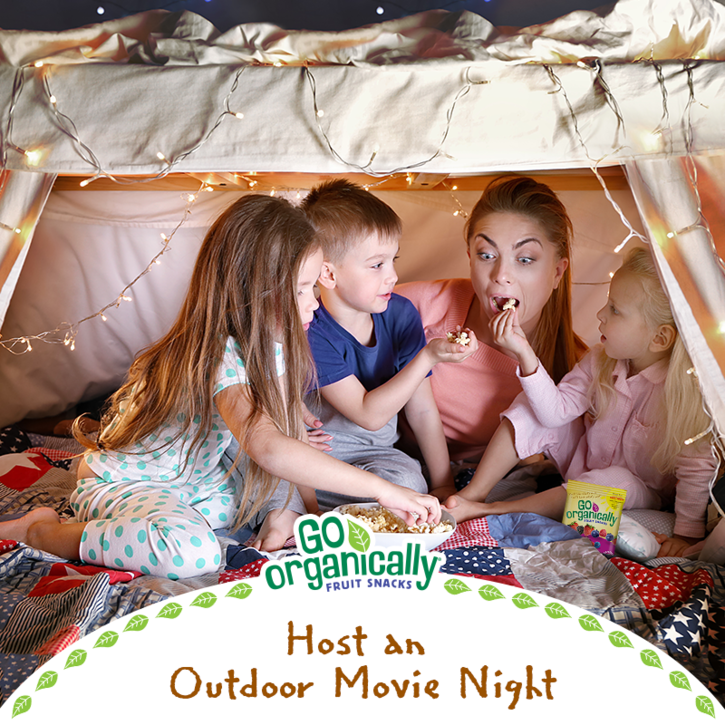 Tips and Tricks on Hosting an Outdoor Movie Night!