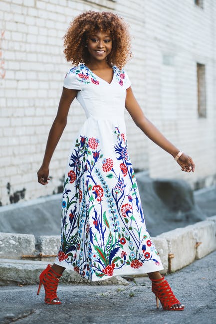 The Best Ways to Style a Maxi Dress from North Carolina Lifestyle Blogger Champagne Style Bare Budget