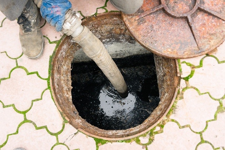 How Would You Clean and Maintain Your Drainage System From North Carolina Lifestyle Blogger Champagne Style Bare Budget