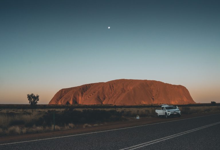Fun Uluru Tours for the Family on a Budget