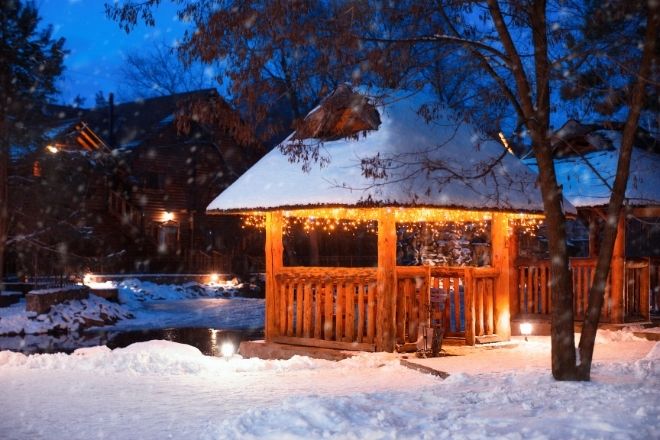Ways To Beat the Winter Blues in Your Backyard