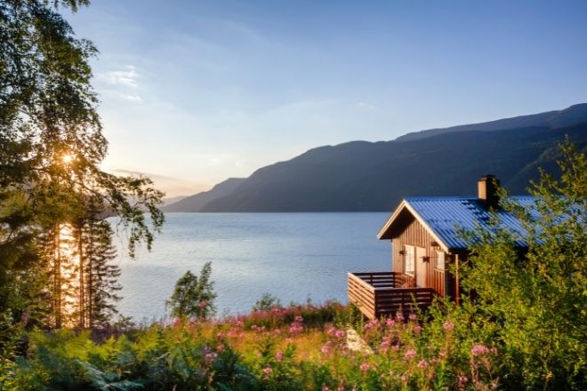 How To Make Your Lake House More Eco-Friendly
