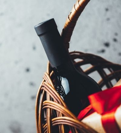 Important Tips To Know When Gifting Wine