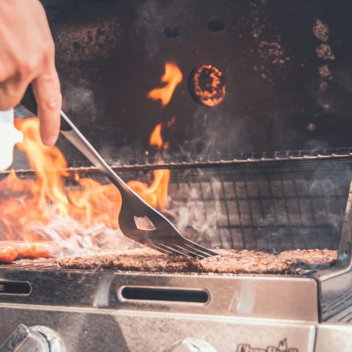 How to Clean a Grill Without a Brush