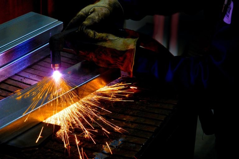 Plasma Cutter Machine: A Comprehensive Guide to Its Benefits and Uses
