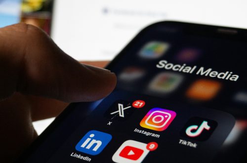 10 Easy Ways to Expand Your Social Network