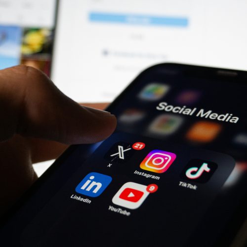 10 Easy Ways to Expand Your Social Network
