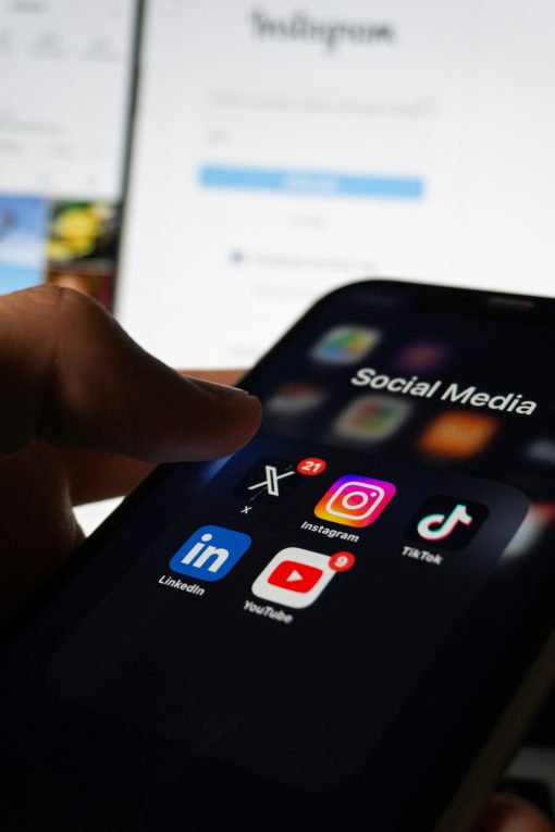 10 Easy Ways to Expand Your Social Network
