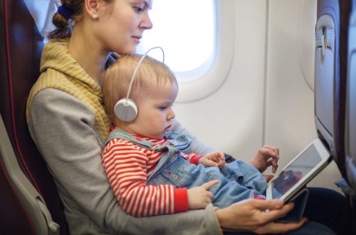 Flying with a baby? Audiologist explains why take-off and landing can be painful