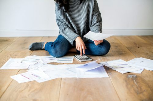Gen Z Is Still Relying on Mom and Dad to Pay the Bills—and It Comes With Strings Attached