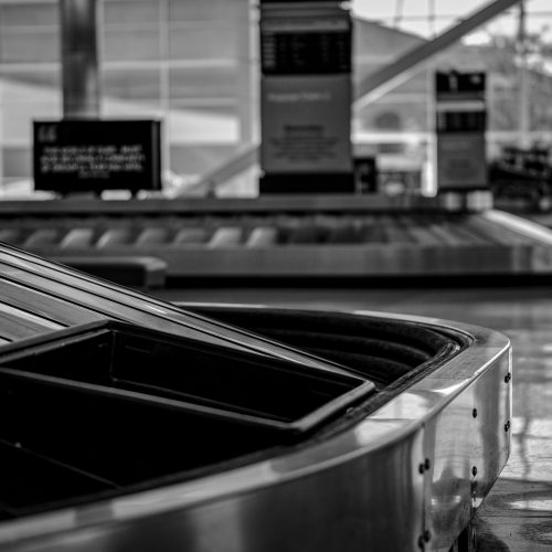 Flying With Checked Luggage? These U.S. Airlines Mishandled the Most Bags in 2026