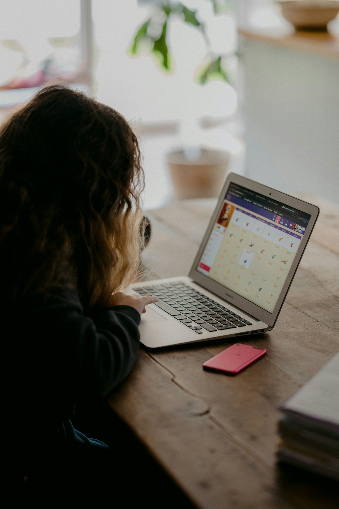Kids’ Online Safety: How States Stack Up—and What Parents Can Do on a Budget